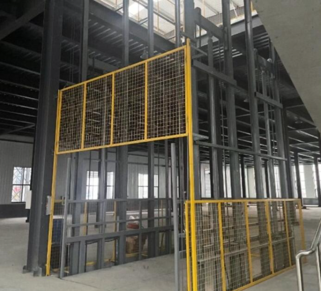 南雄请详细介绍一下货梯安装在室外的维护方法